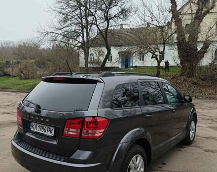 Серый Додж Джорни, объемом двигателя 2.36 л и пробегом 105 тыс. км за 13000 $, фото 3 на Automoto.ua