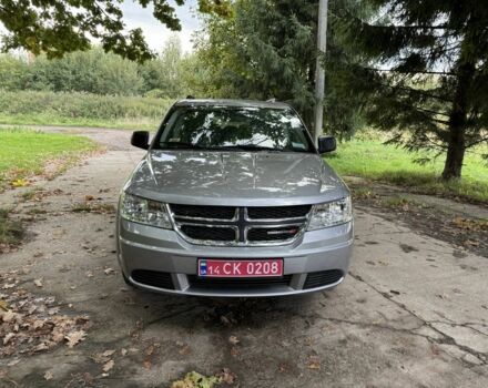Серый Додж Джорни, объемом двигателя 2.4 л и пробегом 177 тыс. км за 10800 $, фото 1 на Automoto.ua