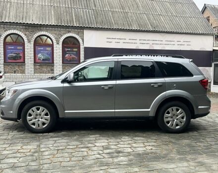 Серый Додж Джорни, объемом двигателя 3.6 л и пробегом 160 тыс. км за 14500 $, фото 5 на Automoto.ua