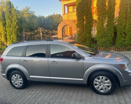 Сірий Додж Джорні, об'ємом двигуна 2.4 л та пробігом 101 тис. км за 13000 $, фото 4 на Automoto.ua