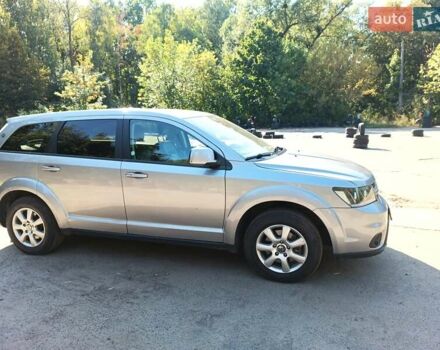 Серый Додж Джорни, объемом двигателя 3.6 л и пробегом 105 тыс. км за 15500 $, фото 14 на Automoto.ua