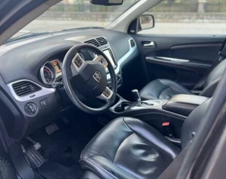 Серый Додж Джорни, объемом двигателя 2.4 л и пробегом 72 тыс. км за 11500 $, фото 6 на Automoto.ua