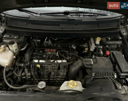 Серый Додж Джорни, объемом двигателя 2.36 л и пробегом 84 тыс. км за 12800 $, фото 27 на Automoto.ua