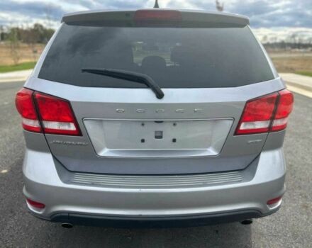 Серый Додж Джорни, объемом двигателя 3.6 л и пробегом 36 тыс. км за 7500 $, фото 4 на Automoto.ua