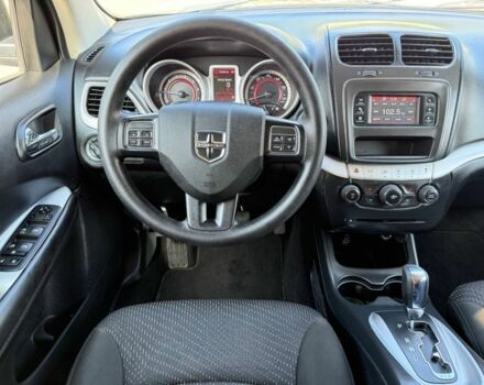 Сірий Додж Джорні, об'ємом двигуна 2.4 л та пробігом 67 тис. км за 12950 $, фото 13 на Automoto.ua