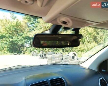 Серый Додж Джорни, объемом двигателя 3.6 л и пробегом 105 тыс. км за 15500 $, фото 21 на Automoto.ua