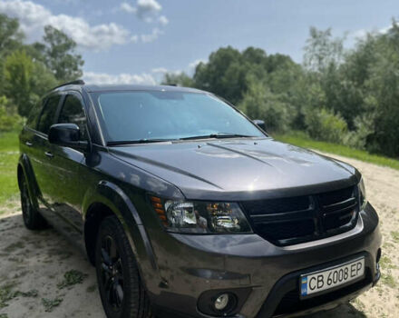 Сірий Додж Джорні, об'ємом двигуна 2.36 л та пробігом 92 тис. км за 15000 $, фото 2 на Automoto.ua