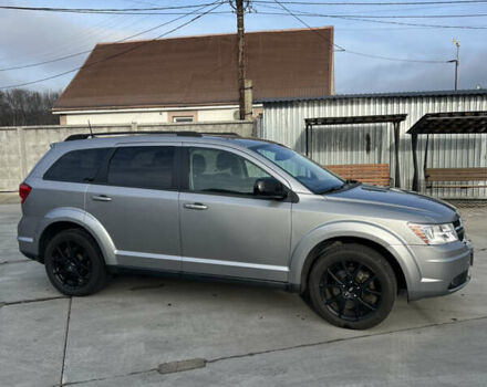 Серый Додж Джорни, объемом двигателя 3.6 л и пробегом 125 тыс. км за 13500 $, фото 6 на Automoto.ua