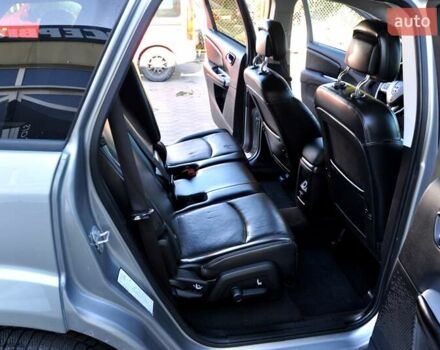 Серый Додж Джорни, объемом двигателя 3.6 л и пробегом 184 тыс. км за 12500 $, фото 23 на Automoto.ua