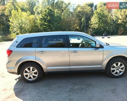 Серый Додж Джорни, объемом двигателя 3.6 л и пробегом 105 тыс. км за 15500 $, фото 12 на Automoto.ua