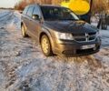 Серый Додж Джорни, объемом двигателя 2.4 л и пробегом 178 тыс. км за 13800 $, фото 1 на Automoto.ua