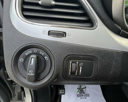 Серый Додж Джорни, объемом двигателя 3.6 л и пробегом 125 тыс. км за 13500 $, фото 27 на Automoto.ua