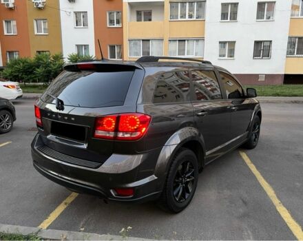 Додж Джорни 2019 в Харькове на Automoto.ua Серый Додж Джорни, объемом двигателя 2.4 л и пробегом 123 тыс. км за 14500 $, фото 3 на Automoto.ua