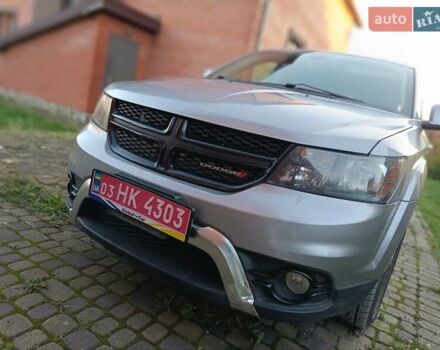 Серый Додж Джорни, объемом двигателя 3.6 л и пробегом 163 тыс. км за 14389 $, фото 4 на Automoto.ua
