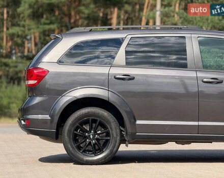 Сірий Додж Джорні, об'ємом двигуна 2.36 л та пробігом 67 тис. км за 11490 $, фото 9 на Automoto.ua