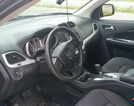 Серый Додж Джорни, объемом двигателя 2.4 л и пробегом 147 тыс. км за 13500 $, фото 7 на Automoto.ua