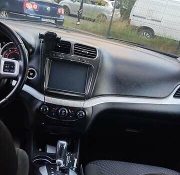 Серый Додж Джорни, объемом двигателя 2.36 л и пробегом 120 тыс. км за 13500 $, фото 7 на Automoto.ua