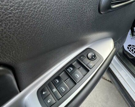 Серый Додж Джорни, объемом двигателя 3.6 л и пробегом 125 тыс. км за 13500 $, фото 28 на Automoto.ua