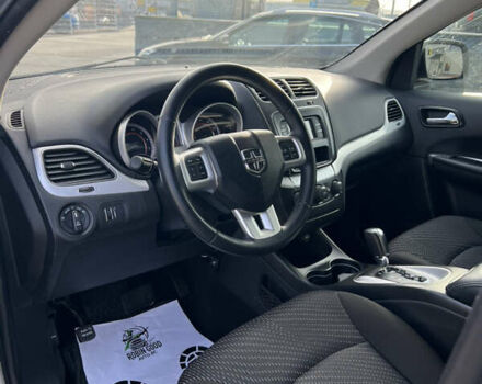 Серый Додж Джорни, объемом двигателя 3.6 л и пробегом 125 тыс. км за 13500 $, фото 17 на Automoto.ua