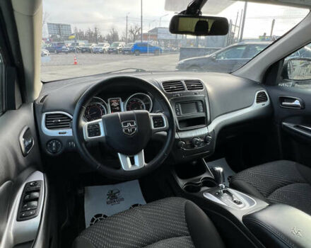 Серый Додж Джорни, объемом двигателя 3.6 л и пробегом 125 тыс. км за 13500 $, фото 16 на Automoto.ua