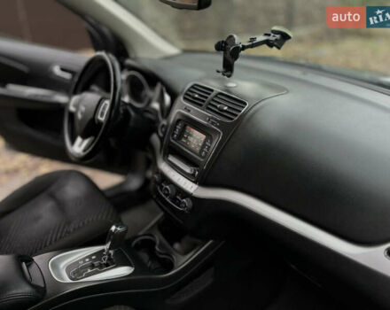 Серый Додж Джорни, объемом двигателя 2.36 л и пробегом 84 тыс. км за 12800 $, фото 18 на Automoto.ua