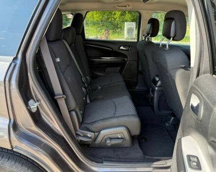 Сірий Додж Джорні, об'ємом двигуна 2.4 л та пробігом 67 тис. км за 12950 $, фото 22 на Automoto.ua