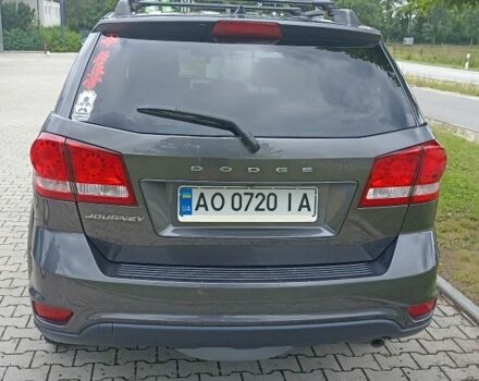 Серый Додж Джорни, объемом двигателя 2.4 л и пробегом 147 тыс. км за 13500 $, фото 4 на Automoto.ua