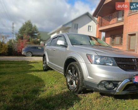 Серый Додж Джорни, объемом двигателя 3.6 л и пробегом 163 тыс. км за 13888 $, фото 1 на Automoto.ua