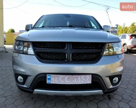 Серый Додж Джорни, объемом двигателя 3.6 л и пробегом 184 тыс. км за 12500 $, фото 2 на Automoto.ua