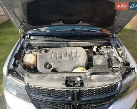 Серый Додж Джорни, объемом двигателя 3.6 л и пробегом 163 тыс. км за 13888 $, фото 27 на Automoto.ua