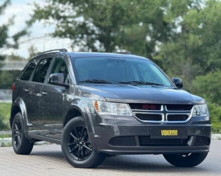 Сірий Додж Джорні, об'ємом двигуна 2.4 л та пробігом 67 тис. км за 12950 $, фото 2 на Automoto.ua