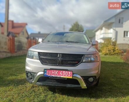 Серый Додж Джорни, объемом двигателя 3.6 л и пробегом 163 тыс. км за 13888 $, фото 5 на Automoto.ua