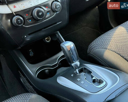 Сірий Додж Джорні, об'ємом двигуна 2.36 л та пробігом 67 тис. км за 11490 $, фото 24 на Automoto.ua