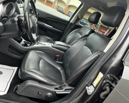 Серый Додж Джорни, объемом двигателя 3.6 л и пробегом 36 тыс. км за 8800 $, фото 7 на Automoto.ua