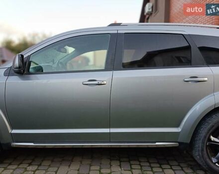 Серый Додж Джорни, объемом двигателя 3.6 л и пробегом 163 тыс. км за 14389 $, фото 19 на Automoto.ua