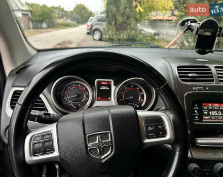 Серый Додж Джорни, объемом двигателя 2.36 л и пробегом 84 тыс. км за 12800 $, фото 17 на Automoto.ua