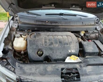 Серый Додж Джорни, объемом двигателя 3.6 л и пробегом 163 тыс. км за 14389 $, фото 33 на Automoto.ua