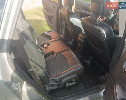 Серый Додж Джорни, объемом двигателя 3.6 л и пробегом 163 тыс. км за 13888 $, фото 15 на Automoto.ua