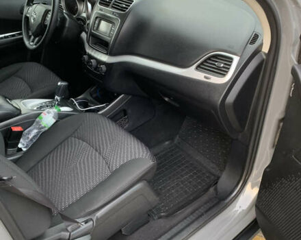 Сірий Додж Джорні, об'ємом двигуна 2.36 л та пробігом 120 тис. км за 15000 $, фото 9 на Automoto.ua