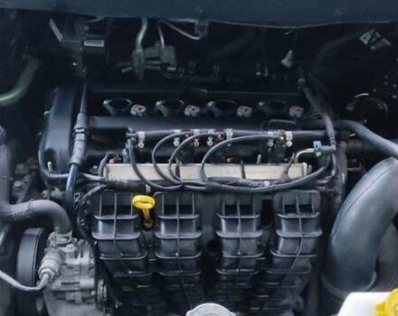 Серый Додж Джорни, объемом двигателя 2.36 л и пробегом 120 тыс. км за 13500 $, фото 12 на Automoto.ua