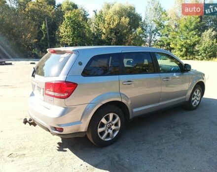 Серый Додж Джорни, объемом двигателя 3.6 л и пробегом 105 тыс. км за 15500 $, фото 10 на Automoto.ua