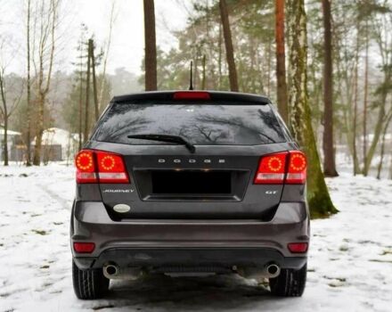 Серый Додж Джорни, объемом двигателя 0 л и пробегом 93 тыс. км за 9300 $, фото 3 на Automoto.ua