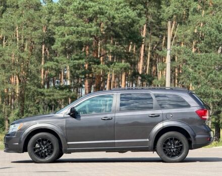 Сірий Додж Джорні, об'ємом двигуна 2.4 л та пробігом 67 тис. км за 12950 $, фото 5 на Automoto.ua