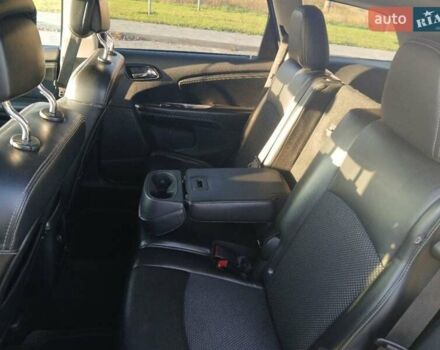 Сірий Додж Джорні, об'ємом двигуна 3.6 л та пробігом 131 тис. км за 16200 $, фото 19 на Automoto.ua