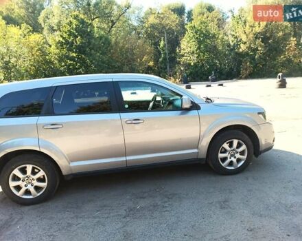 Серый Додж Джорни, объемом двигателя 3.6 л и пробегом 105 тыс. км за 15500 $, фото 13 на Automoto.ua