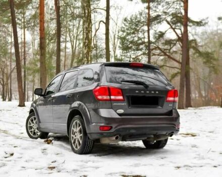 Серый Додж Джорни, объемом двигателя 0 л и пробегом 93 тыс. км за 9300 $, фото 4 на Automoto.ua