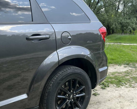 Сірий Додж Джорні, об'ємом двигуна 2.36 л та пробігом 92 тис. км за 15000 $, фото 22 на Automoto.ua
