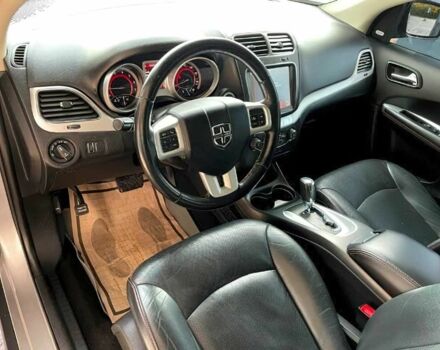 Серый Додж Джорни, объемом двигателя 3.6 л и пробегом 30 тыс. км за 4100 $, фото 9 на Automoto.ua