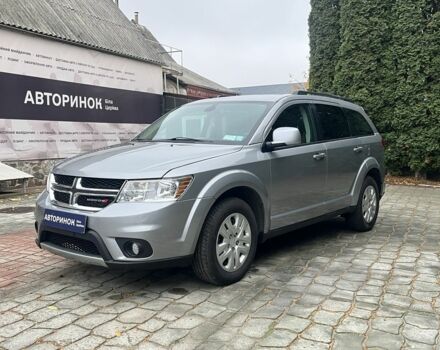 Серый Додж Джорни, объемом двигателя 3.6 л и пробегом 160 тыс. км за 14500 $, фото 6 на Automoto.ua