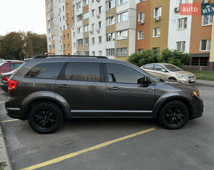 Додж Джорни 2019 в Харькове на Automoto.ua Серый Додж Джорни, объемом двигателя 2.36 л и пробегом 123 тыс. км за 14500 $, фото 2 на Automoto.ua